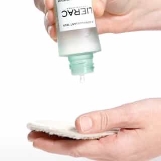 LIMPEZA O Desmaquilhantes de Olhos