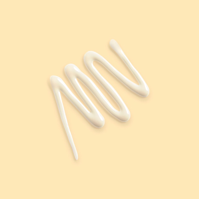 O Fluido Solar Aveludado Rosto SPF50+